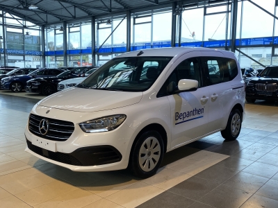 Mercedes-Benz T-Klasse 180 Navi SHZ PDC Klima Tempomat DAB GJR