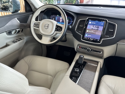 Volvo XC90 AWD Core Recharge dig.Cockpit LED Leder ACC
