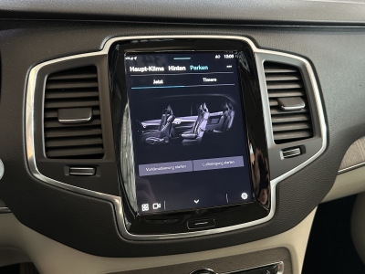 Volvo XC90 AWD Core Recharge dig.Cockpit LED Leder ACC