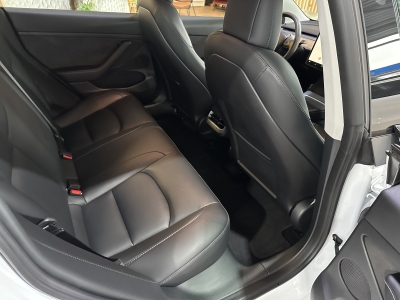 Tesla Model 3 Autopilot*LED*Wärmepumpe*Leder*Pano*ACC