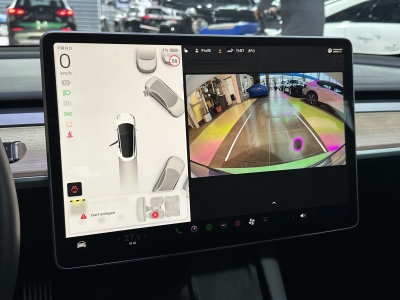 Tesla Model 3 Autopilot*LED*Wärmepumpe*Leder*Pano*ACC