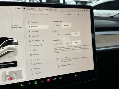 Tesla Model 3 Autopilot*LED*Wärmepumpe*Leder*Pano*ACC