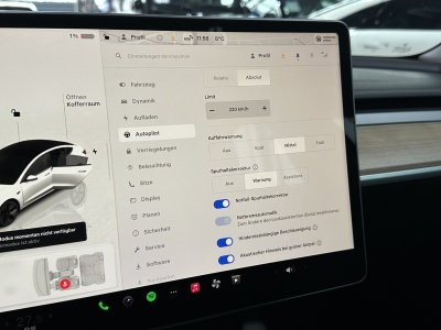 Tesla Model 3 Autopilot*LED*Wärmepumpe*Leder*Pano*ACC