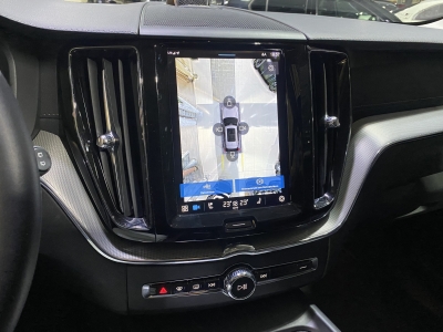 Volvo XC60 Ultimate Dark*AWD*B&W*360Cam*LED*SHZ*Pano*