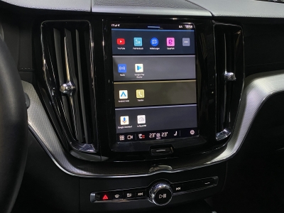 Volvo XC60 Ultimate Dark*AWD*B&W*360Cam*LED*SHZ*Pano*