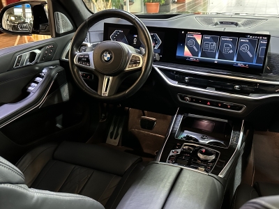 BMW X7 M60i*AHK*5xKlima*360Cam*Pano*ACC*23"LM*6xSHZ*