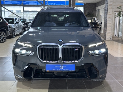 BMW X7 M60i*AHK*5xKlima*360Cam*Pano*ACC*23"LM*6xSHZ*