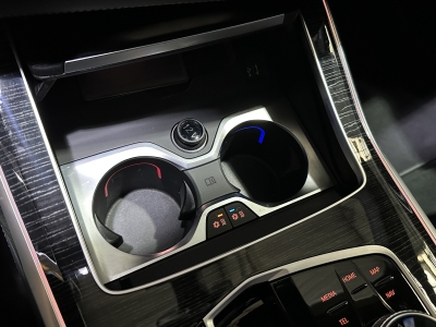 BMW X7 M60i*AHK*5xKlima*360Cam*Pano*ACC*23"LM*6xSHZ*