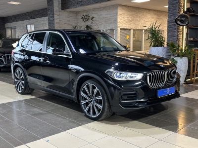 BMW X5 45e Innovations*4XSHZ*LED*R.Cam*Nav*HUD*22"LM