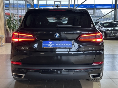BMW X5 45e Innovations*4XSHZ*LED*R.Cam*Nav*HUD*22"LM