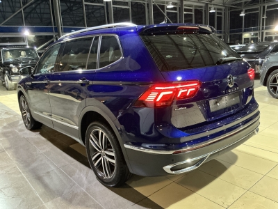 VW Tiguan Allspace 4M*Elegance*Navi*LED*R.Cam*ACC