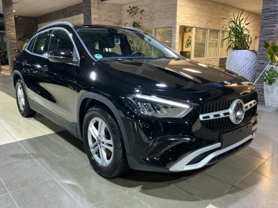 Mercedes-Benz GLA 180 Navi dig.Cockpit Tempomat LED Spurassist