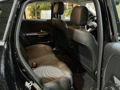 Mercedes-Benz GLA 180 Navi dig.Cockpit Tempomat LED Spurassist