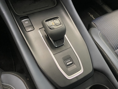 Nissan Qashqai Tekna LED 360°Cam Ambientelicht PDC Navi