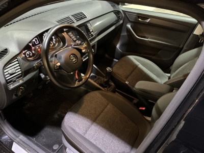 Skoda Fabia Best of Navi LED PDC SHZ Tempomat DAB+