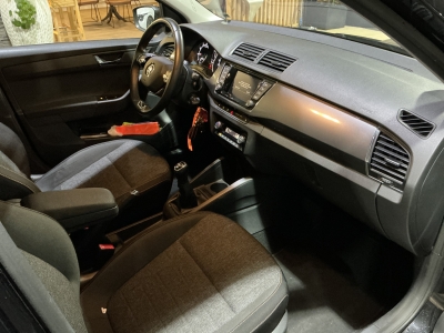 Skoda Fabia Best of Navi LED PDC SHZ Tempomat DAB+