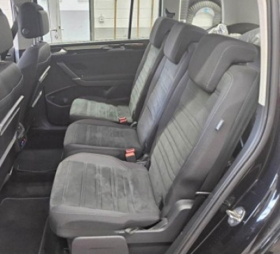 VW Touran Highline*SHZ*Navi*Standheizung*PDC*CarPlay