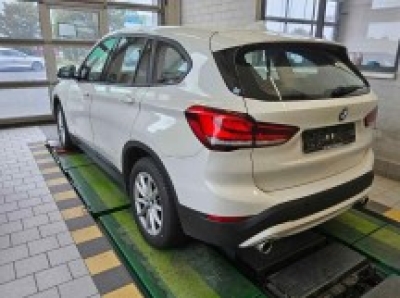 BMW X1 18d*Advantage*SHZ*PDC*Navi*LED*HiFi-L,syste