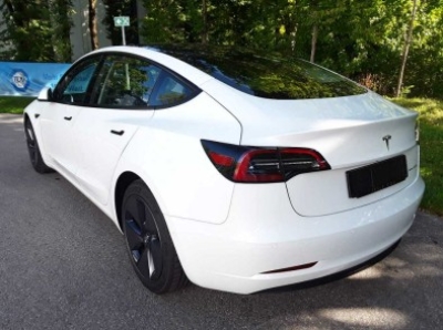 Tesla Model 3 Long Range Dual*AWD*PANO*LED*Leder*ACC*
