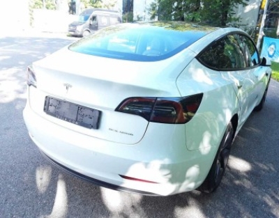 Tesla Model 3 Long Range Dual*AWD*PANO*LED*Leder*ACC*
