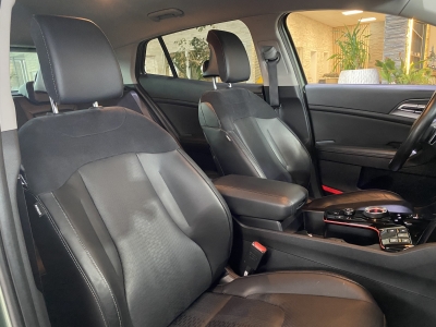 Kia Sportage Mild-Hybrid Spirit Navi LED R.Cam Spurassist. 