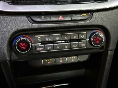 Kia XCeed Vision Hybrid ACC Bi-LED R.Cam PDC SHZ DAB