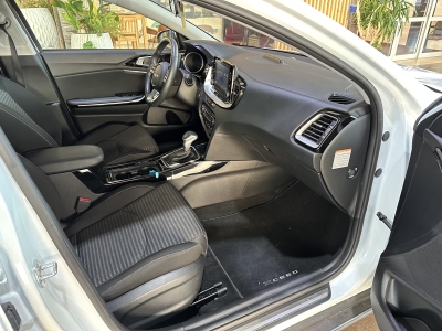 Kia XCeed Vision Hybrid ACC Bi-LED R.Cam PDC SHZ DAB