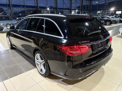 Mercedes-Benz C 300 T de AMG-Line WideScreen Leder Navi R.Cam