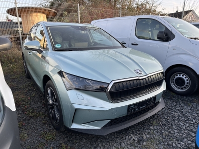 Skoda Enyaq 85 Suite Pano AHK Leder Wärmepumpe LED Nav