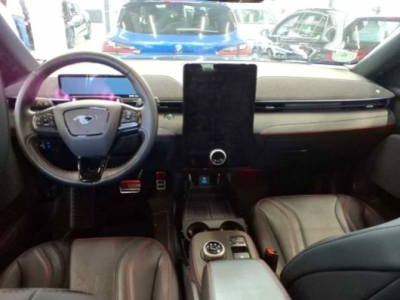 Ford MACH-E AWD LED Leder AHK R.Cam ACC Co-Pilot 360 