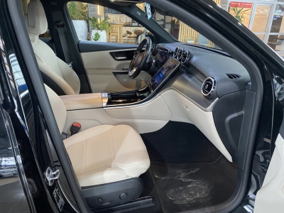 Mercedes-Benz GLC 220 d 4Matic Avantgarde AHK digCockpit Leder