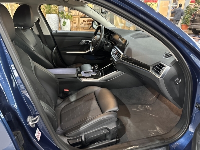 BMW 330 e Sport Line LED ACC PDC SHZ DAB dig.Cockpit