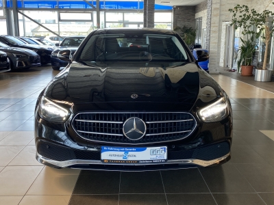 Mercedes-Benz E 300 Avantgarde MildHybr. WideScreen LED R.Cam 