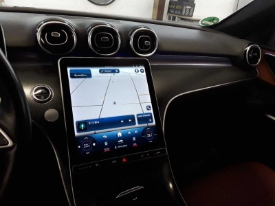 Mercedes-Benz C 220 Avantgarde Leder Navi LED R.Cam PDC Distr+