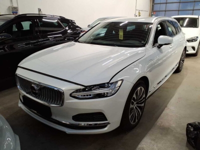 Volvo V90 Core Recharge Hybrid AWD Harman/Kardon Leder