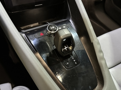 Polestar 2 Long Range Dual dig.Cockpit LED Navi R.Cam PDC