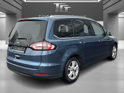 Ford Galaxy Titanium 7-Sitzer Navi LED ACC R.Cam PDC