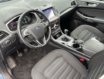 Ford Galaxy Titanium 7-Sitzer Navi LED ACC R.Cam PDC