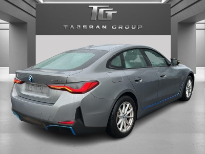 BMW i4 40 eDrive Leder Harman/Kardon HUD LED Nav ACC