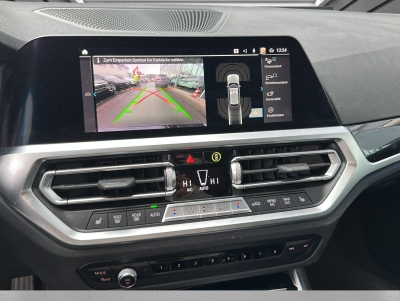 BMW 330 e Sport Line ACC HiFi-Sound LED Navi PDC SHZ
