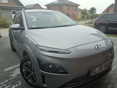 Hyundai KONA Select dig.Cockpit ACC R.Cam SHZ PDC DAB+