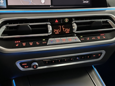 BMW X5 xDrive 45 e M Sport Aero Pano. Leder LED Navi