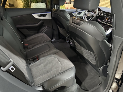 Audi Q8 45 TDI*Quattro*S-Line*HUD*Matrix-LED*R.Cam*