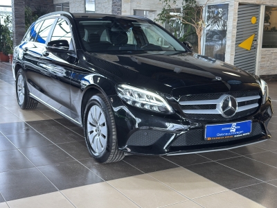 Mercedes-Benz C 200 d*Business*AHK*LED*SHZ*Navi*Tempomat*PDC