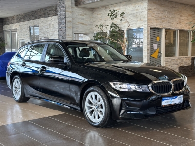 BMW 320 d*xDrive*LED*SHZ*R.Cam*Navi*Tempomat*DAB*PDC