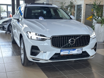 Volvo XC60 Inscription*Plug-In*AWD*Pano*LED*SHZ*R.Cam*