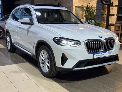 BMW X3 30e*xDrive*H/K*SHZ*LED*PDC*ACC*Pano*Navi*RCam