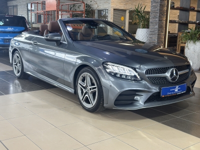 Mercedes-Benz C 180 AMG Paket Leder LED Tempomat R.Cam Navi