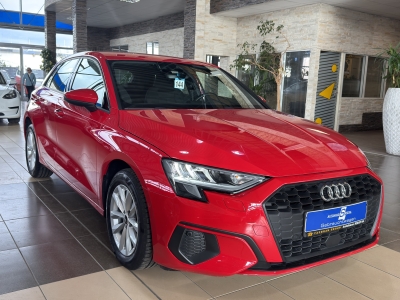 Audi A3 35 TFSI*LED*ACC*PDCh+v*Totwink.*R.Cam*1.Hand*