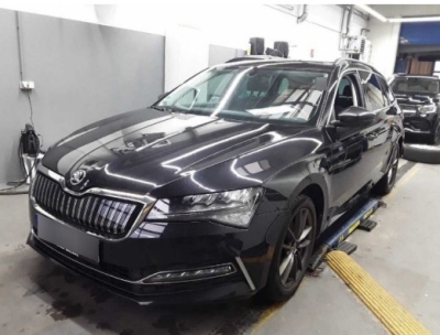 Skoda Superb Ambition iV*SHZ*LED*PDC*DAB*R.Cam*Navi*